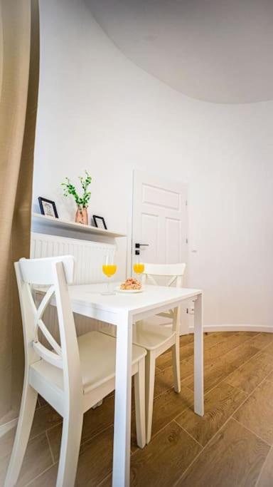 Lovely Apartment In Warszawa Eksteriør billede